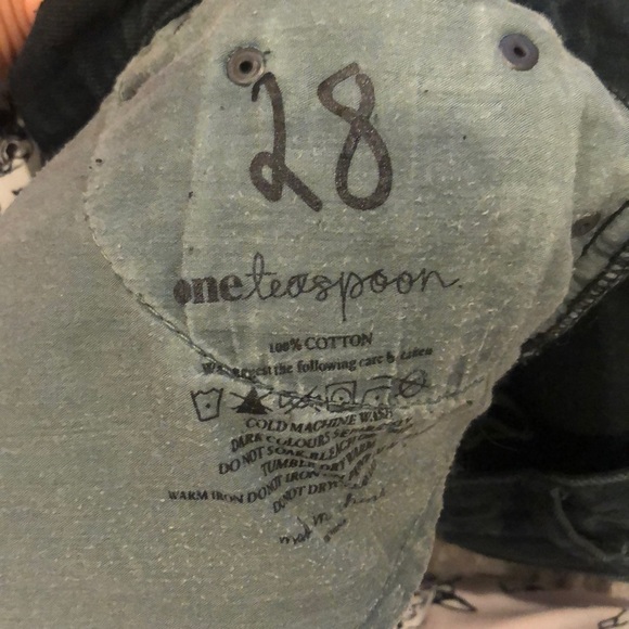 One Teaspoon denim shorts - Picture 4 of 4